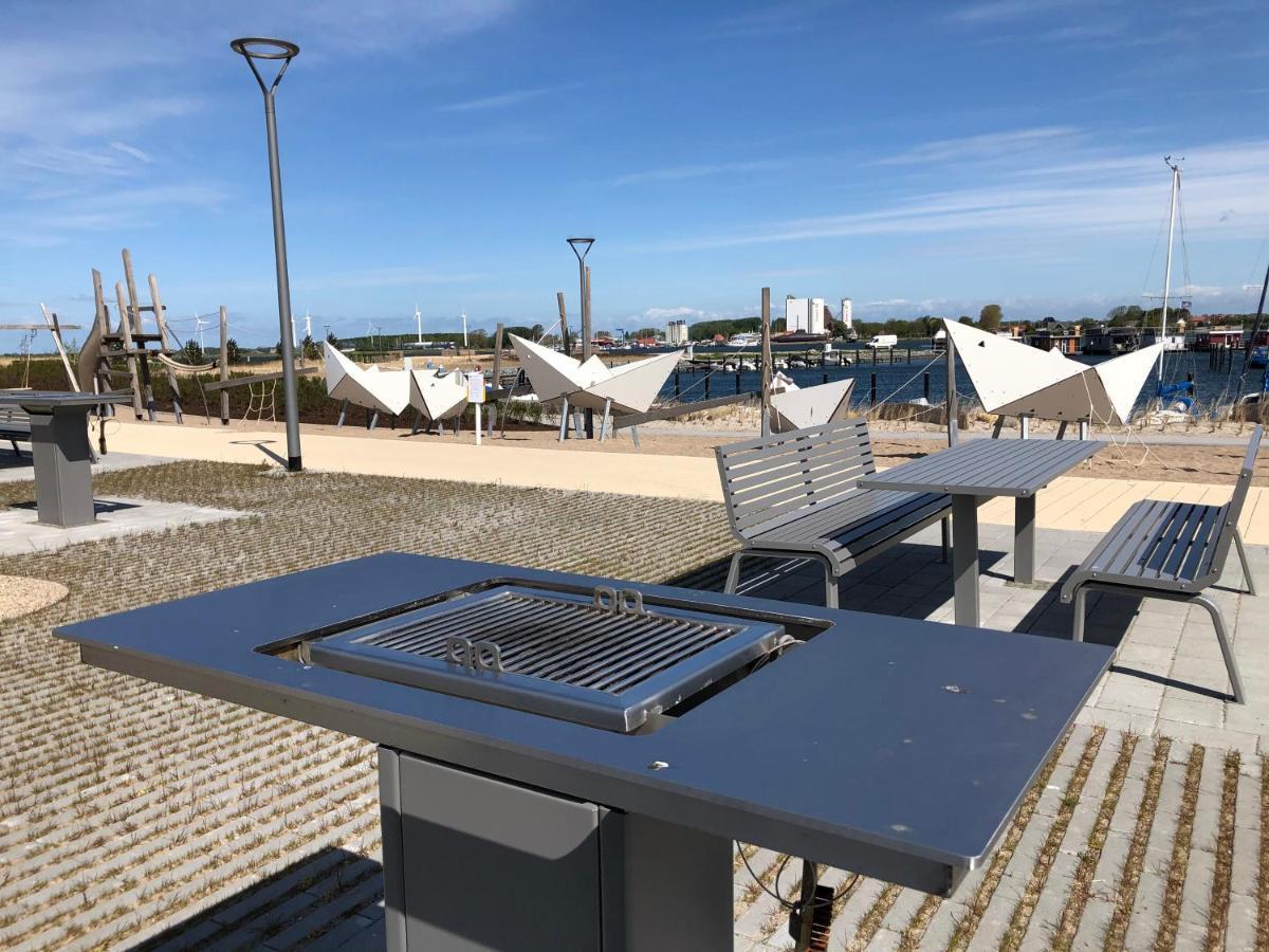 2zi-ferienwohnung Am Suedstrand Mit Eigenem Parkplatz Perfekt Fuer Familie Apartment Burgtiefe auf Fehmarn
