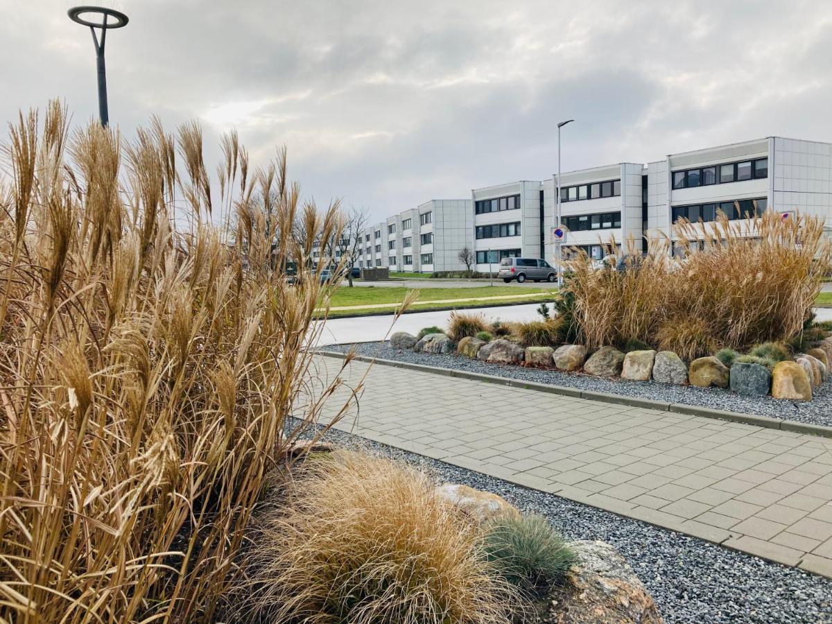 2zi-ferienwohnung Am Suedstrand Mit Eigenem Parkplatz Perfekt Fuer Familie Apartment *