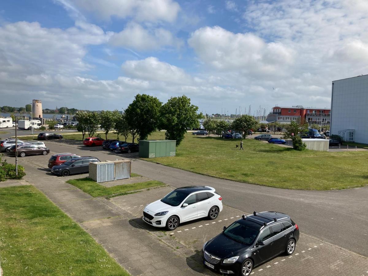 2zi-ferienwohnung Am Suedstrand Mit Eigenem Parkplatz Perfekt Fuer Familie *