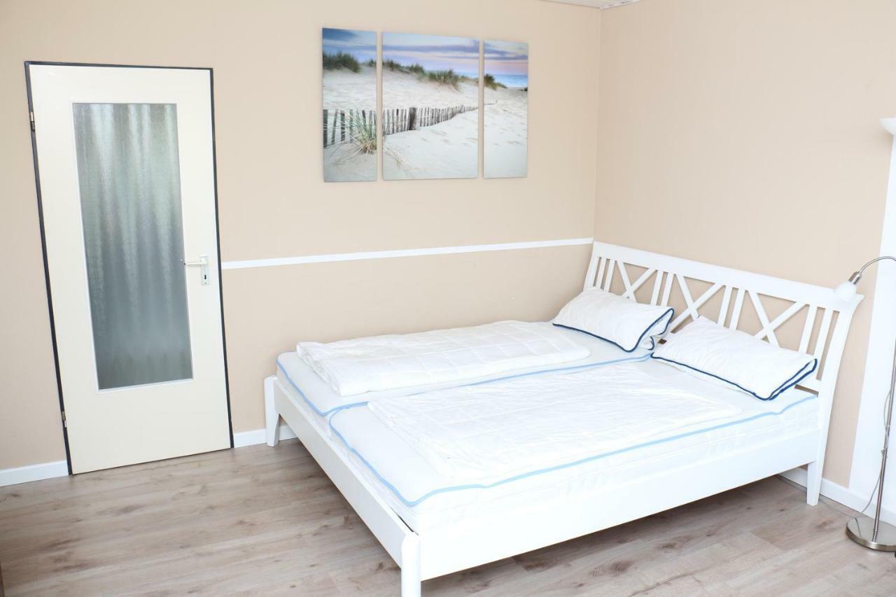 2zi-ferienwohnung Am Suedstrand Mit Eigenem Parkplatz Perfekt Fuer Familie Apartment